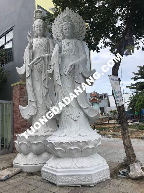 tượng Phật Quang Âm có hào quang 5m