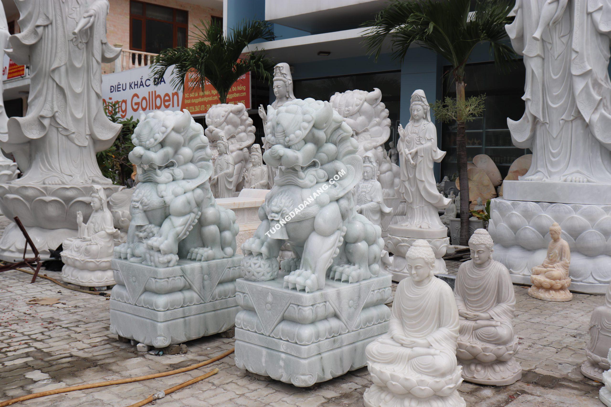 Điêu khắc tượng đá kỳ lân tại Đà Nẵng Điêu khắc tượng đá kỳ lân tại Đà Nẵng