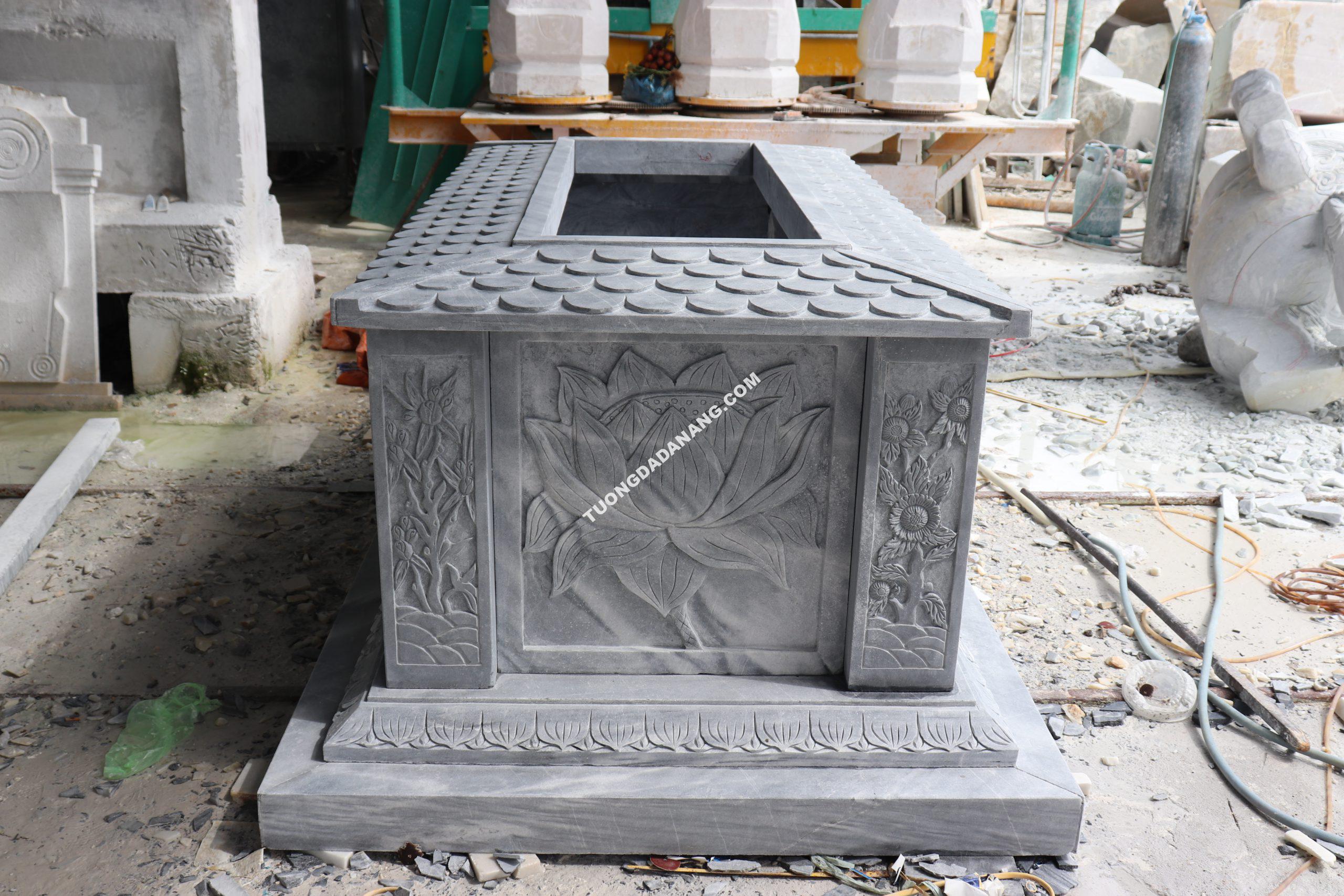 Điêu khắc đá lăng mộ Điêu khắc đá lăng mộ