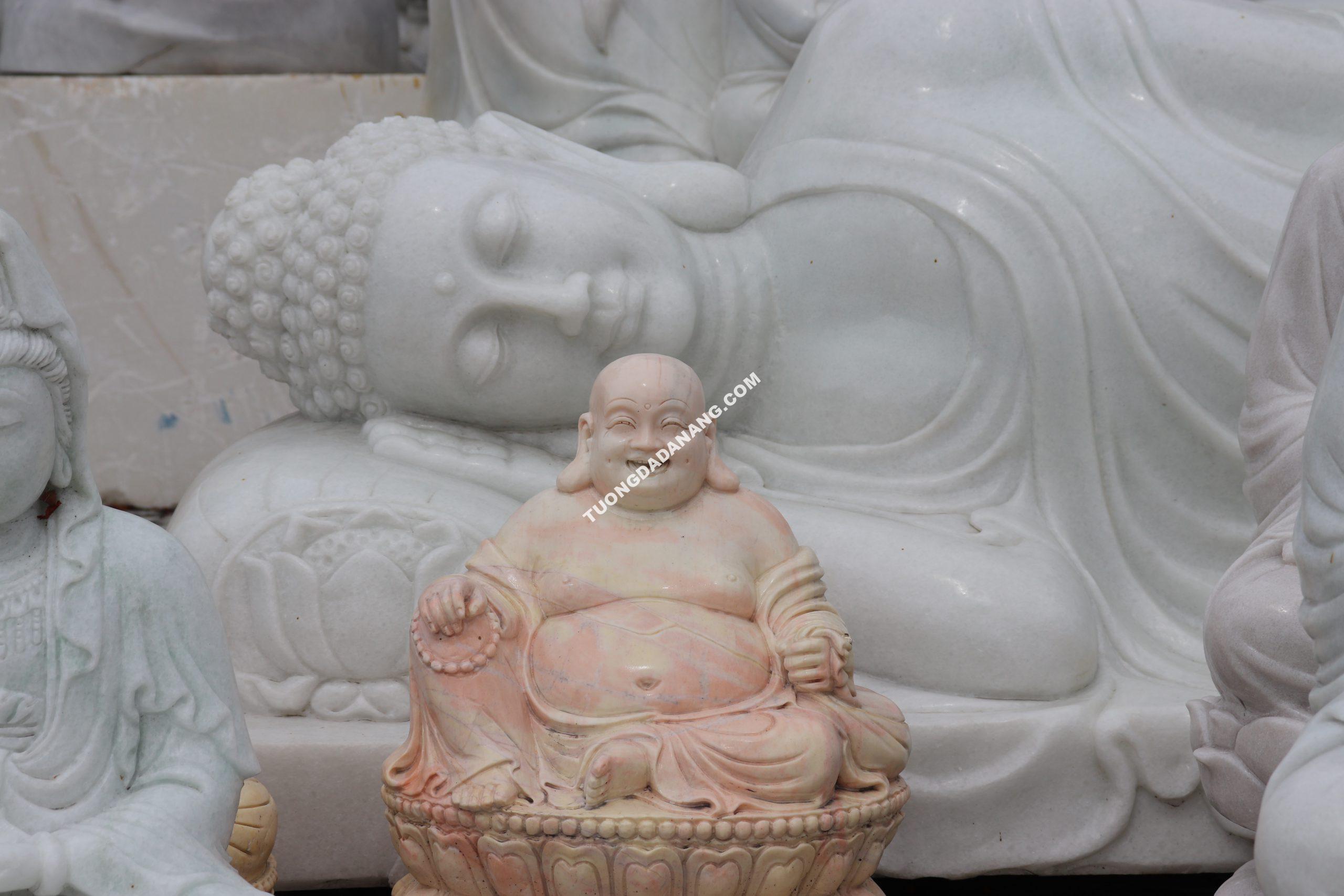 tuong-phat-di-lac tuong-phat-di-lac